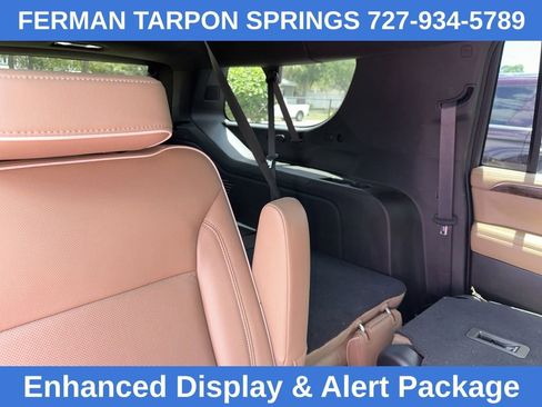 Used 2021 Chevrolet Suburban Premier RWD image 7