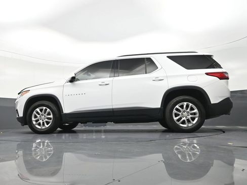 Used 2020 Chevrolet Traverse LT FWD image 23