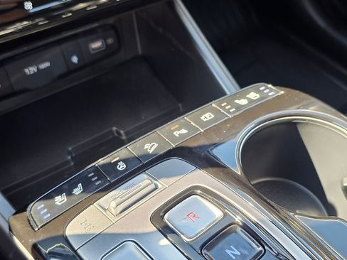 Certified 2024 Hyundai Tucson Limited image 34