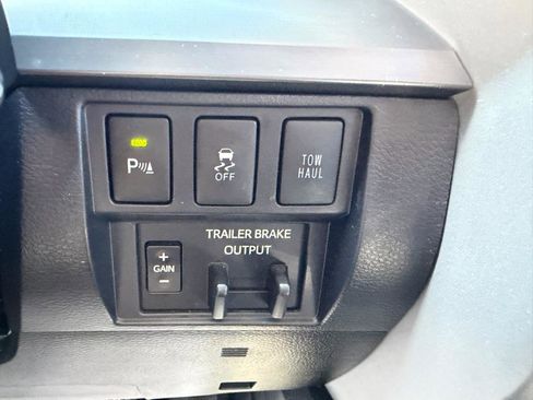 Used 2019 Toyota Tundra Platinum image 56