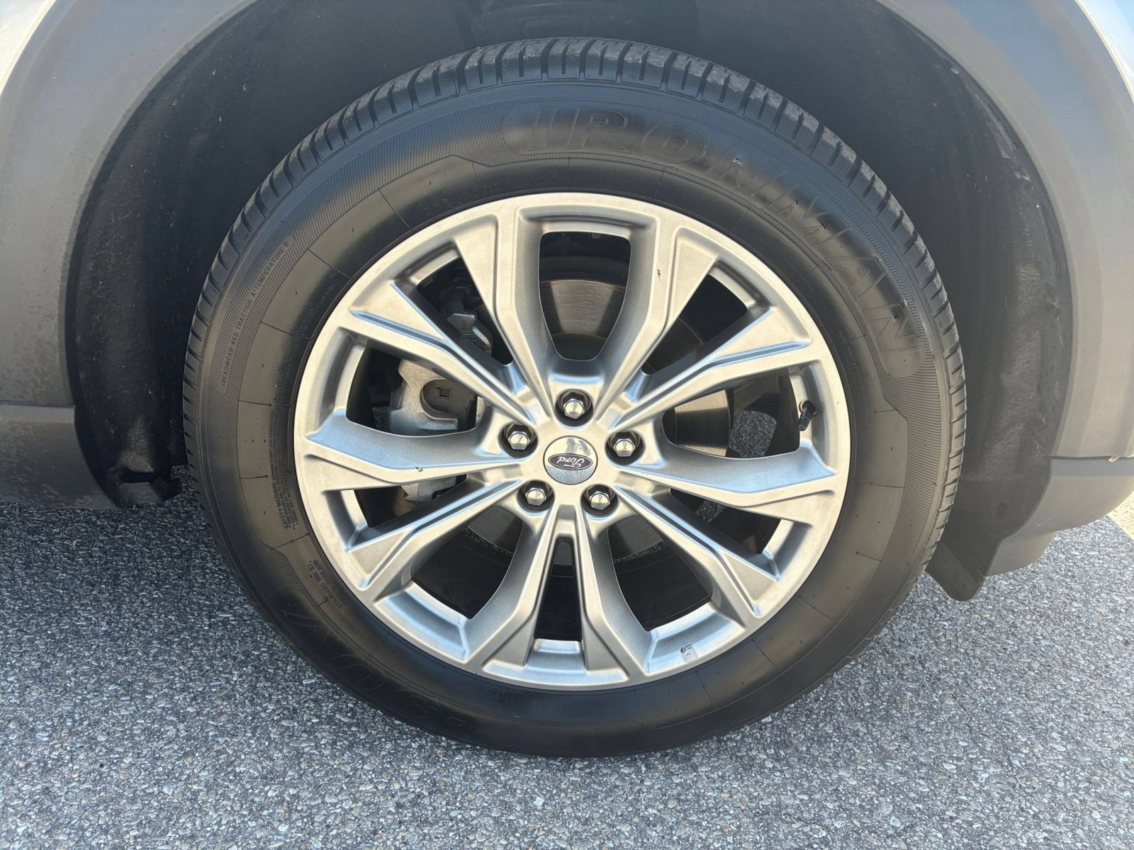 Used 2024 Ford Explorer Limited RWD image 24