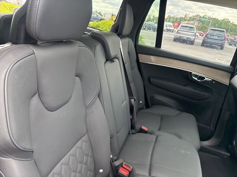 Used 2025 Volvo XC90 B5 Plus AWD/4WD image 35