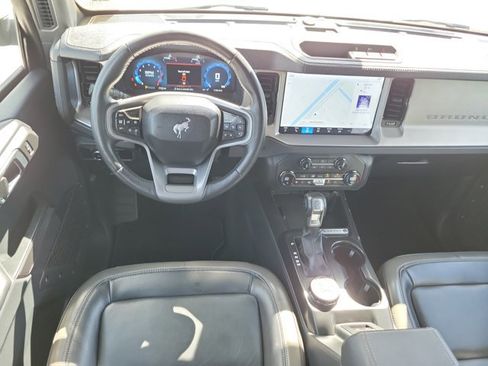Certified 2025 Ford Bronco Outer Banks AWD/4WD image 18
