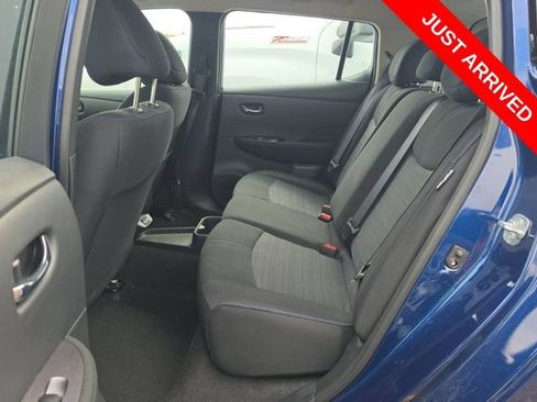 Used 2025 Nissan Leaf S FWD image 7