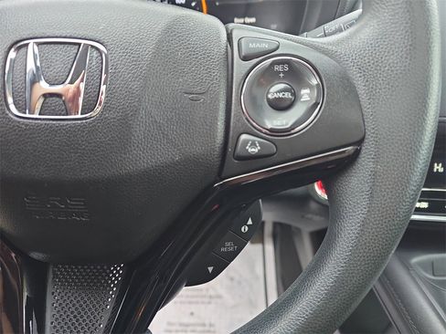 Used 2019 Honda HR-V EX image 18