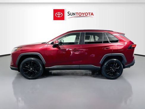 Used 2023 Toyota RAV4 XLE Premium FWD image 7