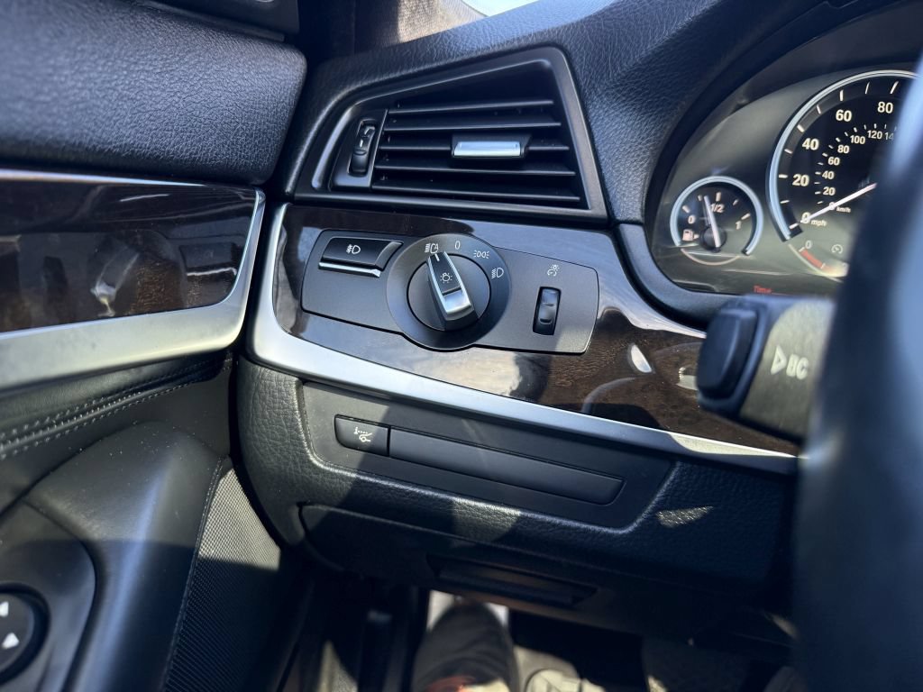 Used 2016 BMW 528i Sedan RWD image 34