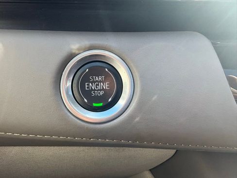 Used 2022 Cadillac Escalade ESV Sport Platinum image 26