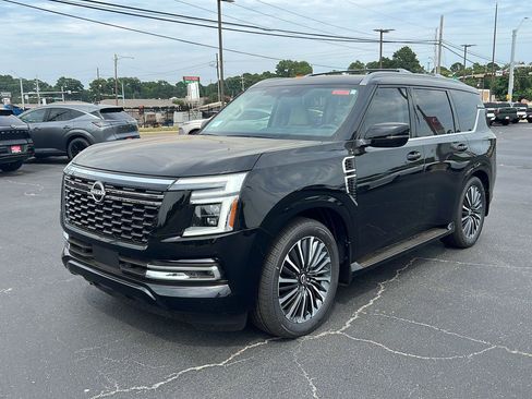 New 2025 Nissan Armada Platinum Reserve image 8