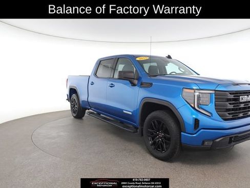 Used 2023 GMC Sierra 1500 Elevation w/ LPO, Elevation Black Package AWD/4WD image 28