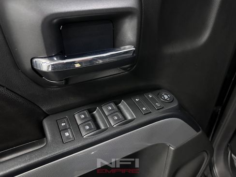 Used 2017 Chevrolet Silverado 1500 LT w/ All Star Edition AWD/4WD image 32