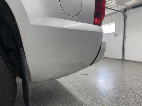 Used 2013 Chevrolet Avalanche LTZ image 10