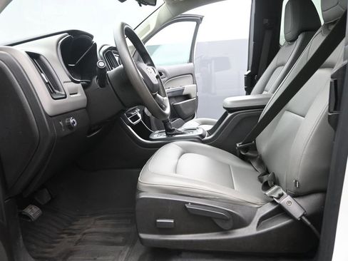 Used 2016 Chevrolet Colorado W/T image 12