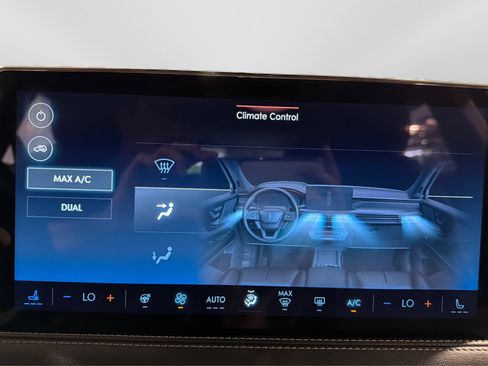 Used 2023 Lincoln Corsair Reserve w/ Equipment Group 201A AWD/4WD image 31