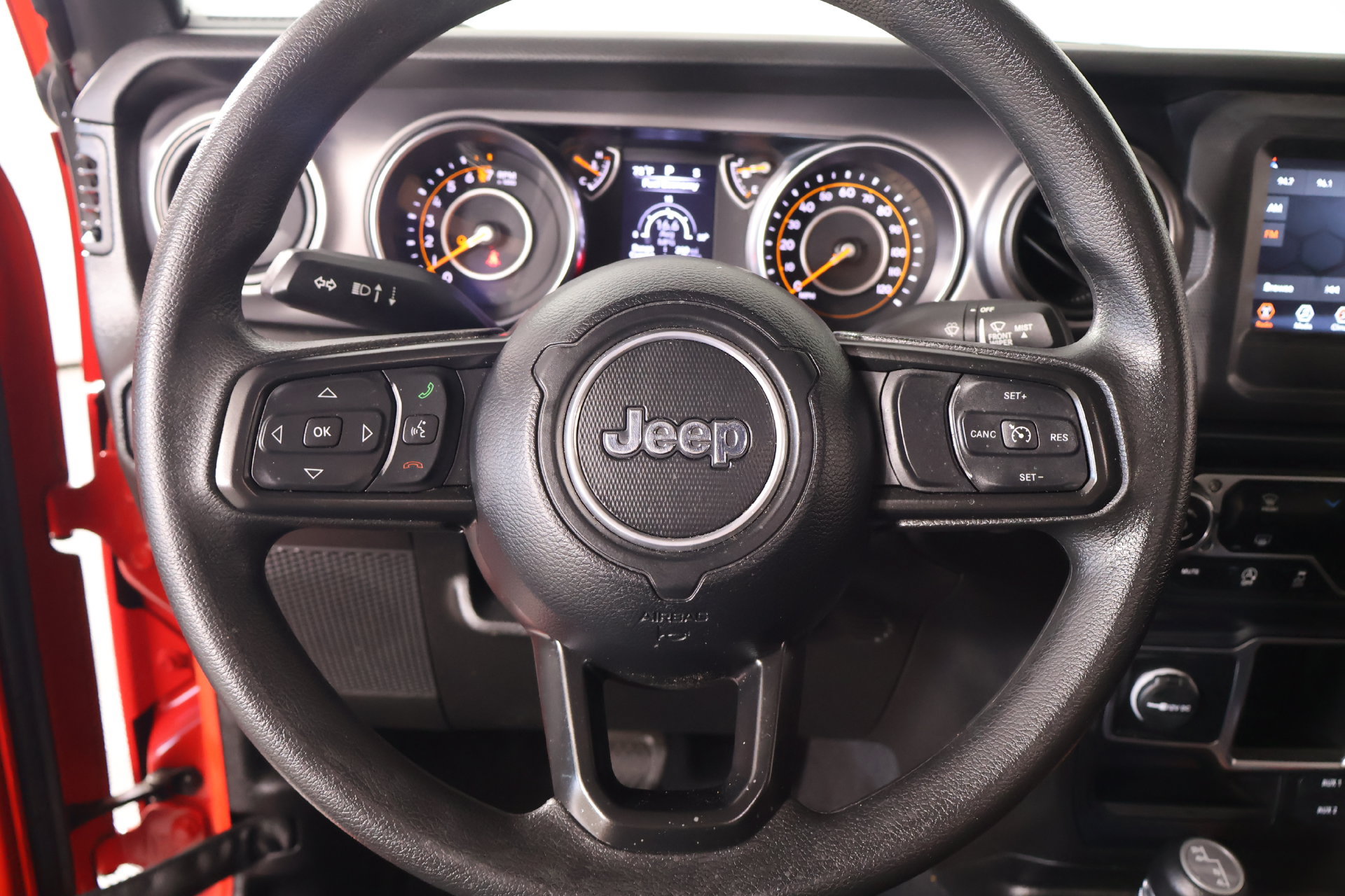 Used 2023 Jeep Gladiator Sport w/ Trailer Tow Package AWD/4WD image 3