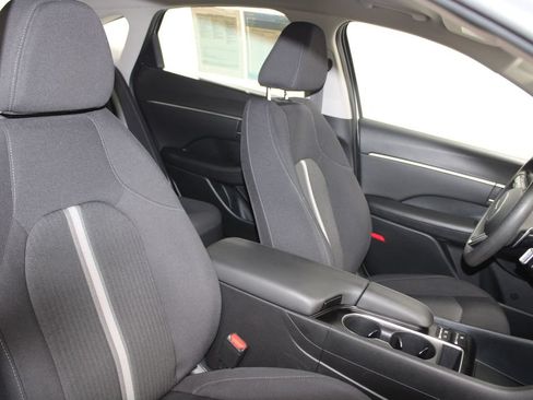 Used 2025 Hyundai Sonata SEL FWD image 22