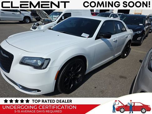 Used 2019 Chrysler 300 Touring w/ Sport Appearance Package RWD image 1
