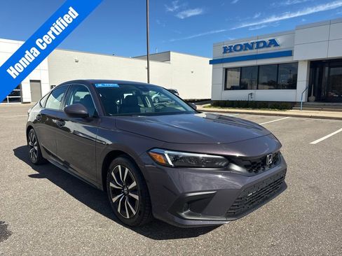 Certified 2022 Honda Civic EX-L image 2