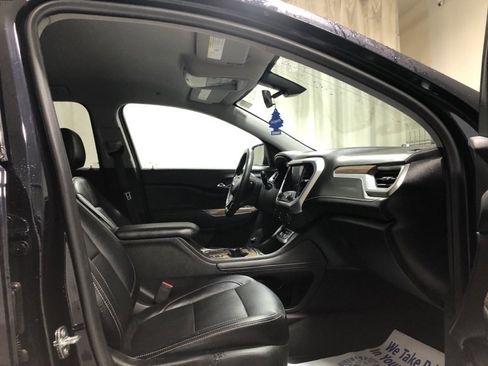 Used 2021 GMC Acadia SLE w/ Driver Convenience Package image 13