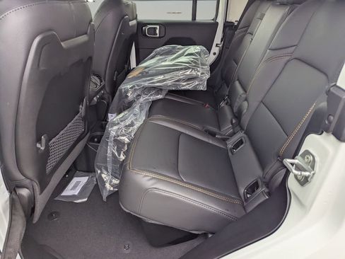 New 2026 Jeep Gladiator Sport image 8