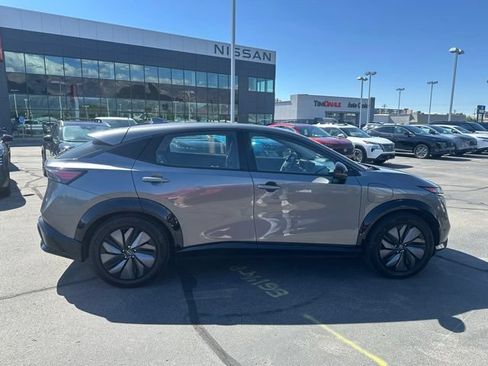 Used 2024 Nissan Ariya AWD image 13