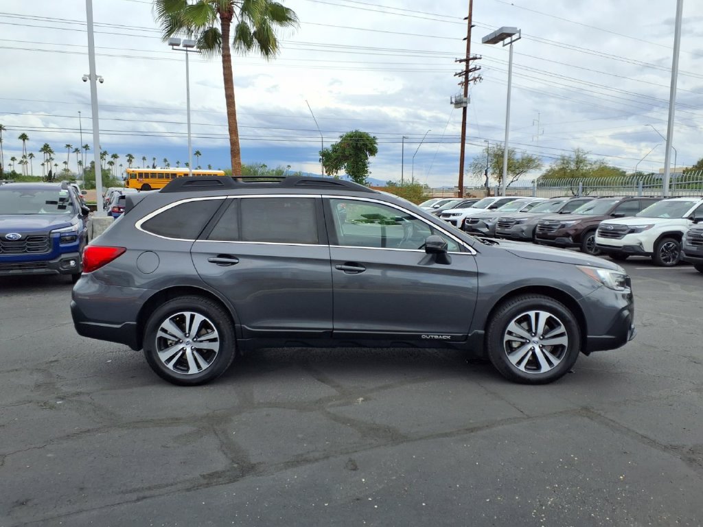 Used 2018 Subaru Outback 2.5i Limited AWD/4WD image 10