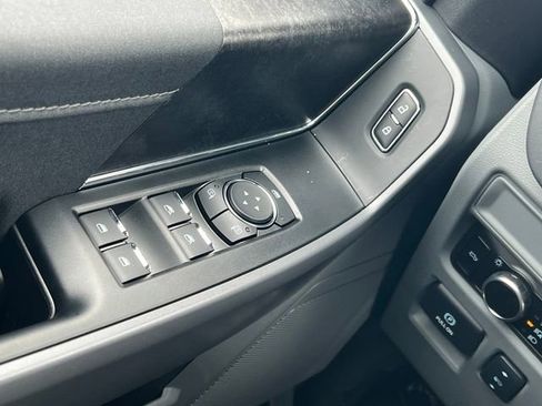 New 2025 Ford F150 Lightning XLT image 26