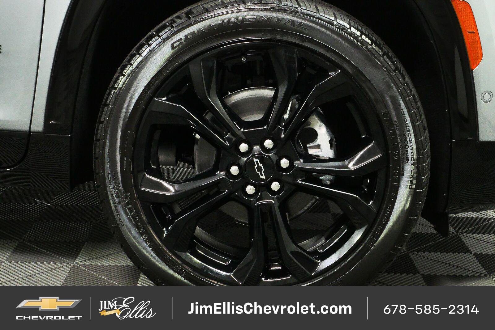 New 2027 Chevrolet Traverse RS w/ LPO, Floor Liner Package AWD/4WD image 37
