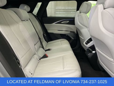 Used 2024 Cadillac Lyriq Luxury image 27