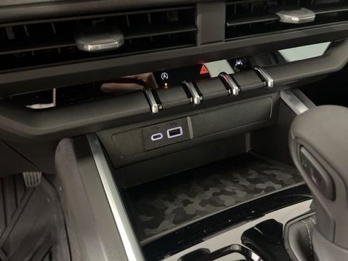 New 2026 Chevrolet Colorado W/T w/ WT Custom Package AWD/4WD image 21