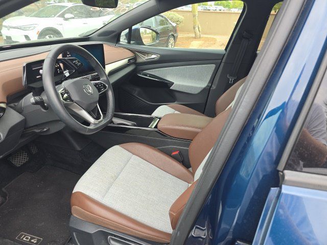 Used 2023 Volkswagen ID.4 Pro AWD/4WD image 2