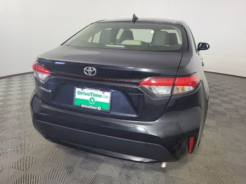 Used 2021 Toyota Corolla LE FWD image 7