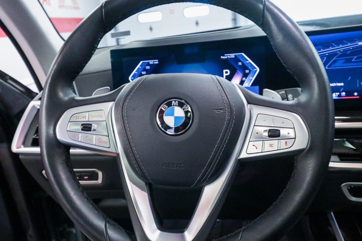 Used 2026 BMW X7 xDrive40i AWD/4WD image 24