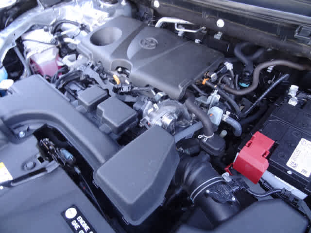Used 2025 Toyota RAV4 LE AWD/4WD image 30