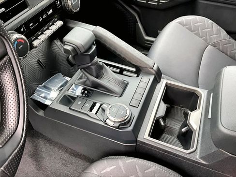 New 2026 Toyota Tacoma SR5 AWD/4WD image 7