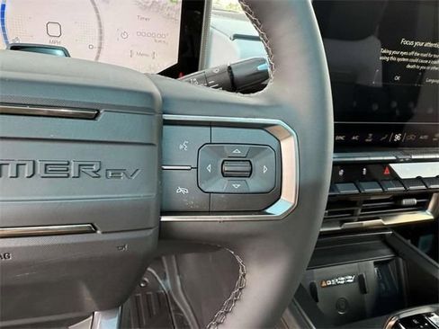 New 2025 GMC Hummer EV 3X image 17