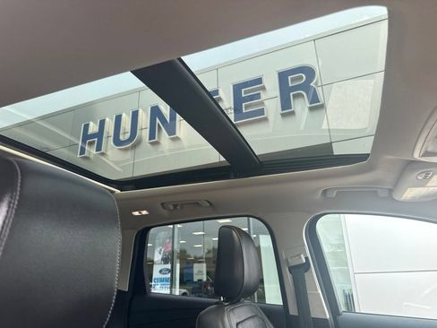 Used 2019 Ford Escape Titanium FWD image 30