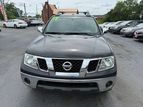 Used 2012 Nissan Frontier SL AWD/4WD image 9