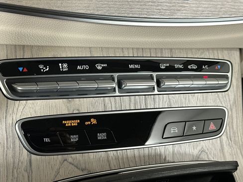 Used 2023 Mercedes-Benz E 450 4MATIC Cabriolet image 18