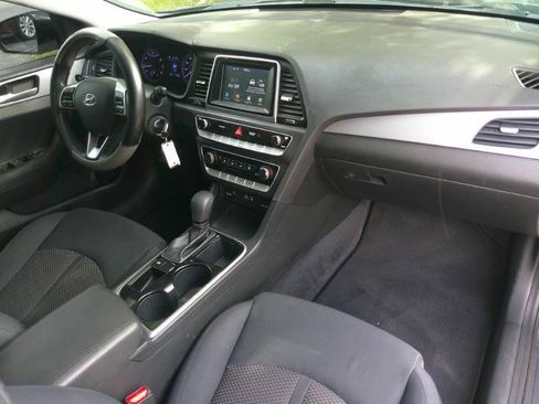 Used 2019 Hyundai Sonata SE FWD image 19