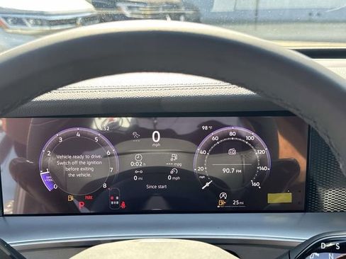 New 2026 Volkswagen Tiguan SE R-Line image 18