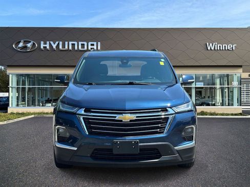 Used 2023 Chevrolet Traverse LT AWD/4WD image 6