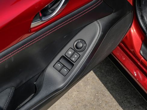 Used 2019 MAZDA MX-5 Miata RF Grand Touring image 51