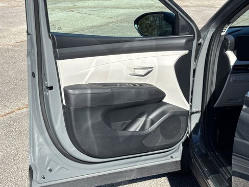 New 2026 Hyundai Tucson SE image 10