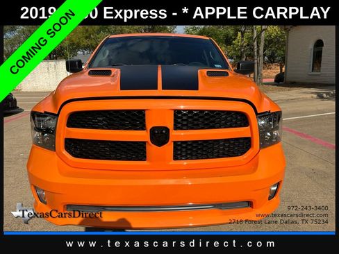 Used 2019 RAM 1500 Express w/ Express Value Package AWD/4WD image 3