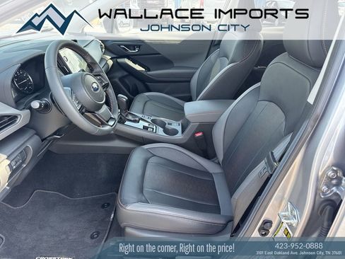Used 2024 Subaru Crosstrek 2.5i Limited w/ Crosstrek Mirror Package AWD/4WD image 5
