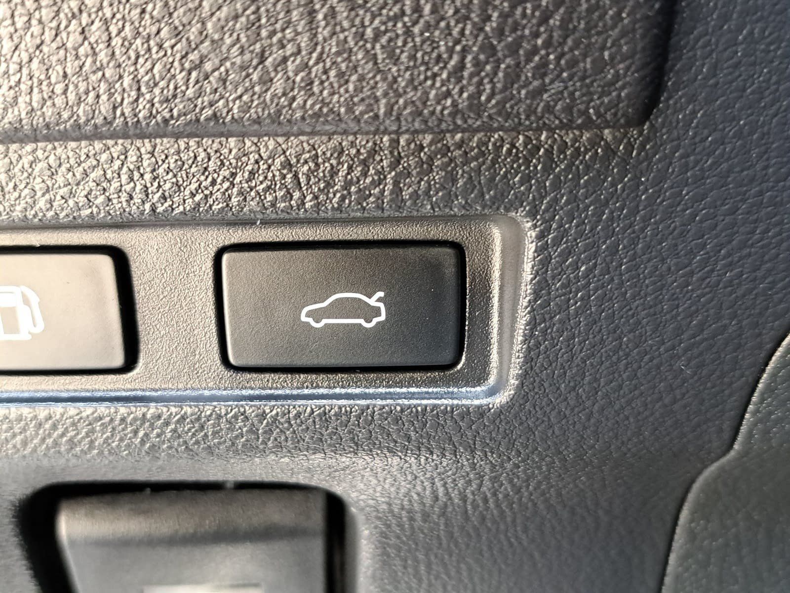 Used 2025 Lexus ES 350 FWD image 14