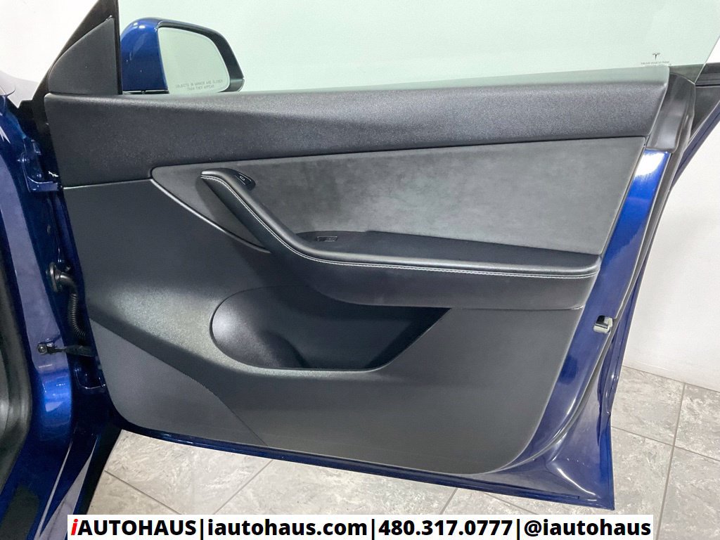 Used 2022 Tesla Model Y Performance AWD/4WD image 40