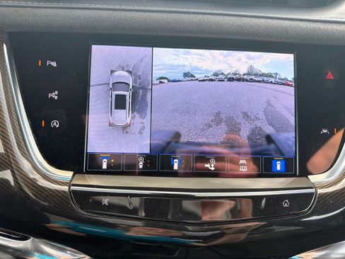 Used 2022 Cadillac XT6 Premium Luxury w/ Platinum Package AWD/4WD image 18