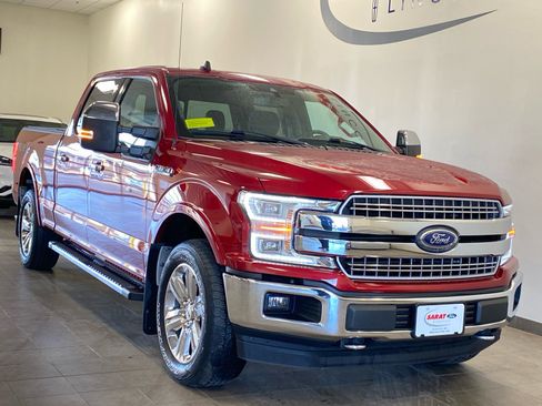 Used 2019 Ford F150 Lariat w/ Equipment Group 502A Luxury image 2